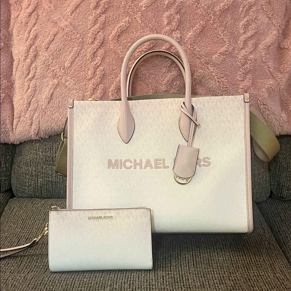 Michael Kors Blush and Cream Satchel Set